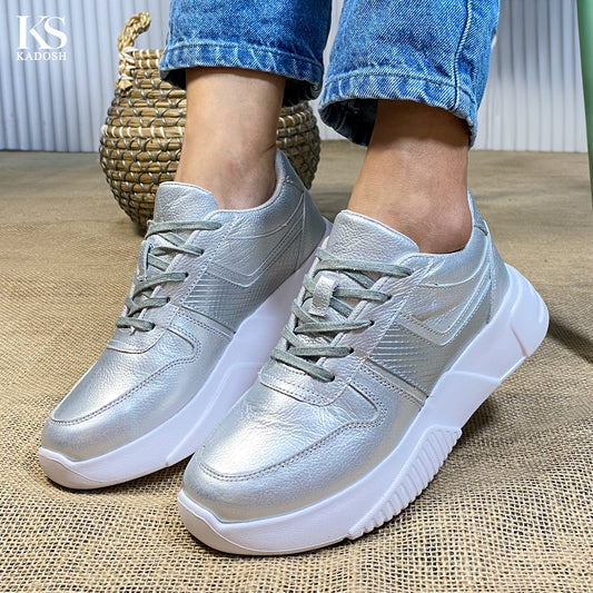 Últimas tallas - TENIS MUJER CUERO KIM PLATA