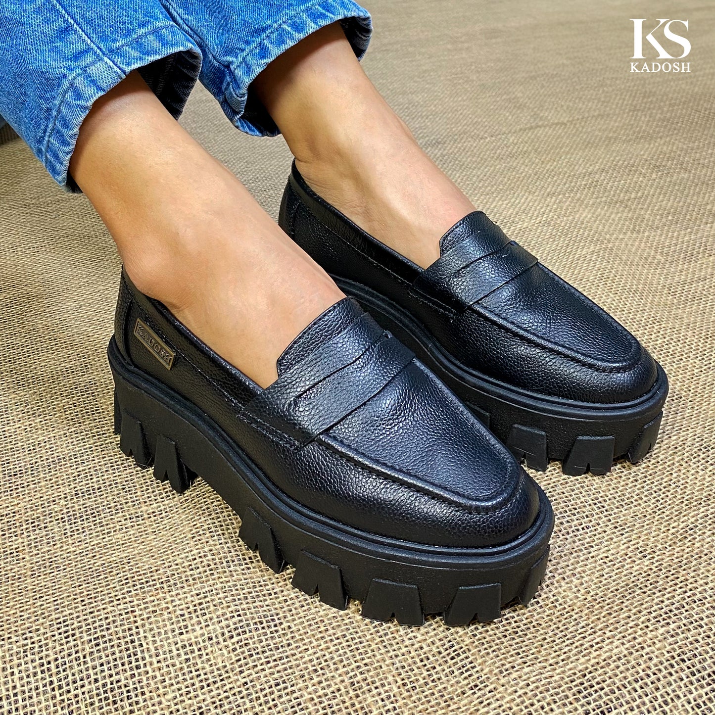 Últimas tallas-TENIS MUJER OXFORD CUERO NEGRO