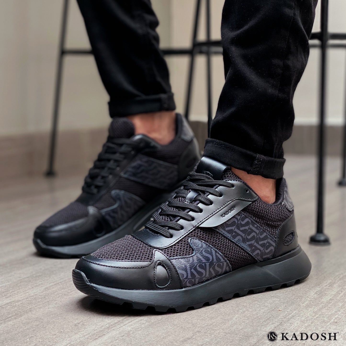 Últimas tallas - TENIS HOMBRE CUERO MISURI NEGRO