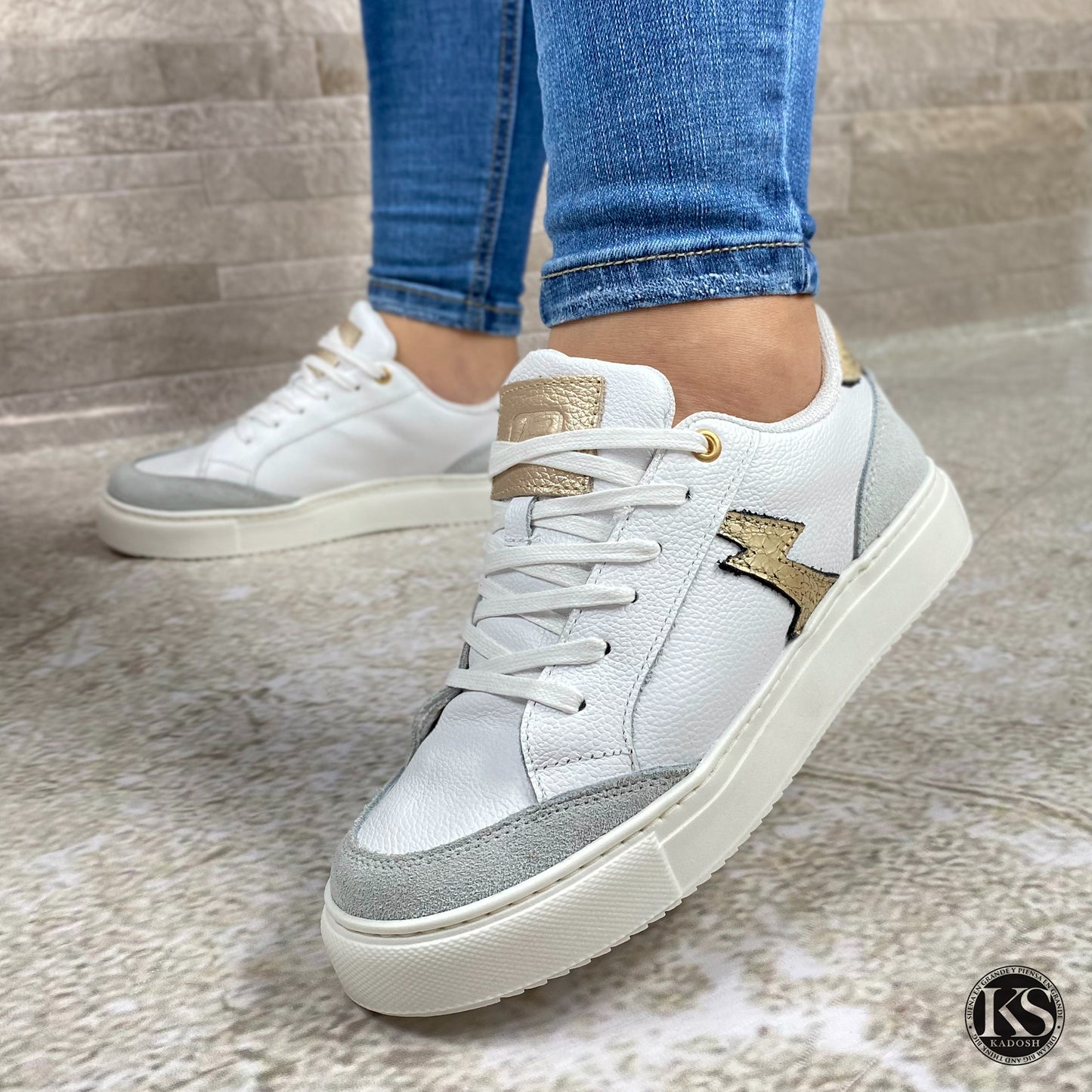 TENIS MUJER SKY CUERO DORADO