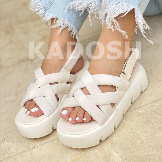 Última tallas - PLATAFORMA KIARA CREMA