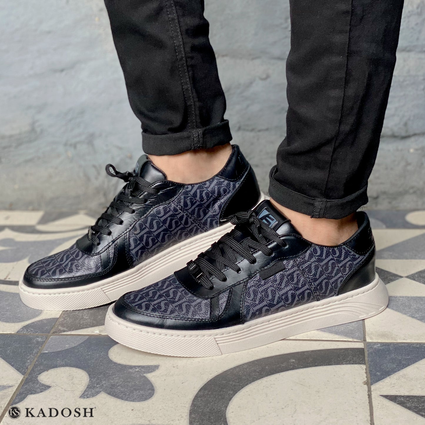 Últimas tallas- TENIS HOMBRE CUERO MADRID NEGRO