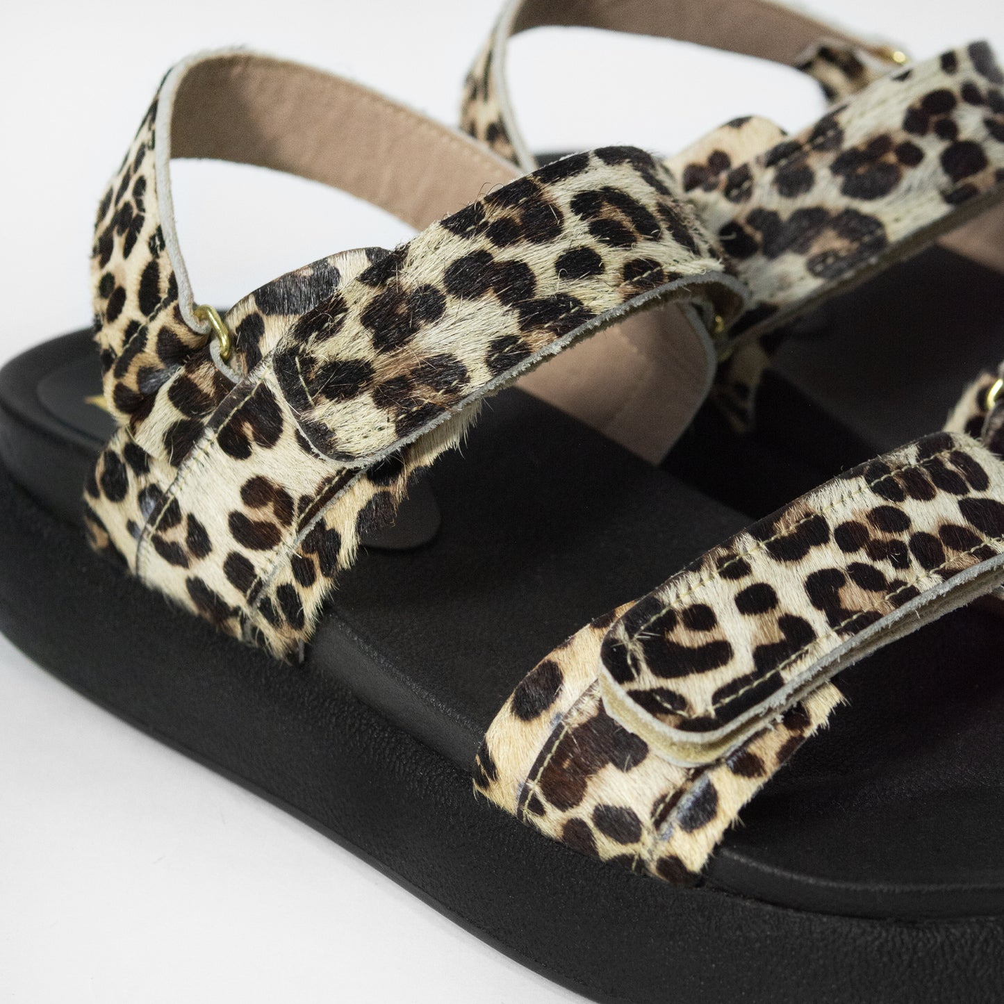 CAYETANA ANIMAL PRINT CLARA 100% CUERO