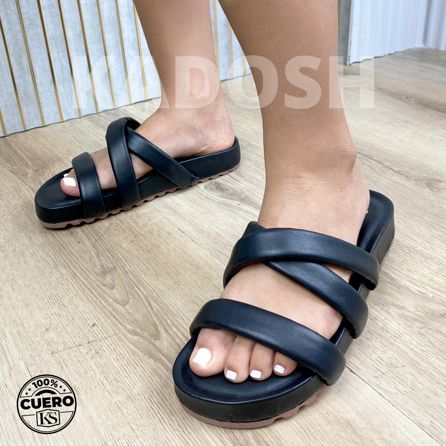 Últimas pares - LORETA NEGRA 100% CUERO