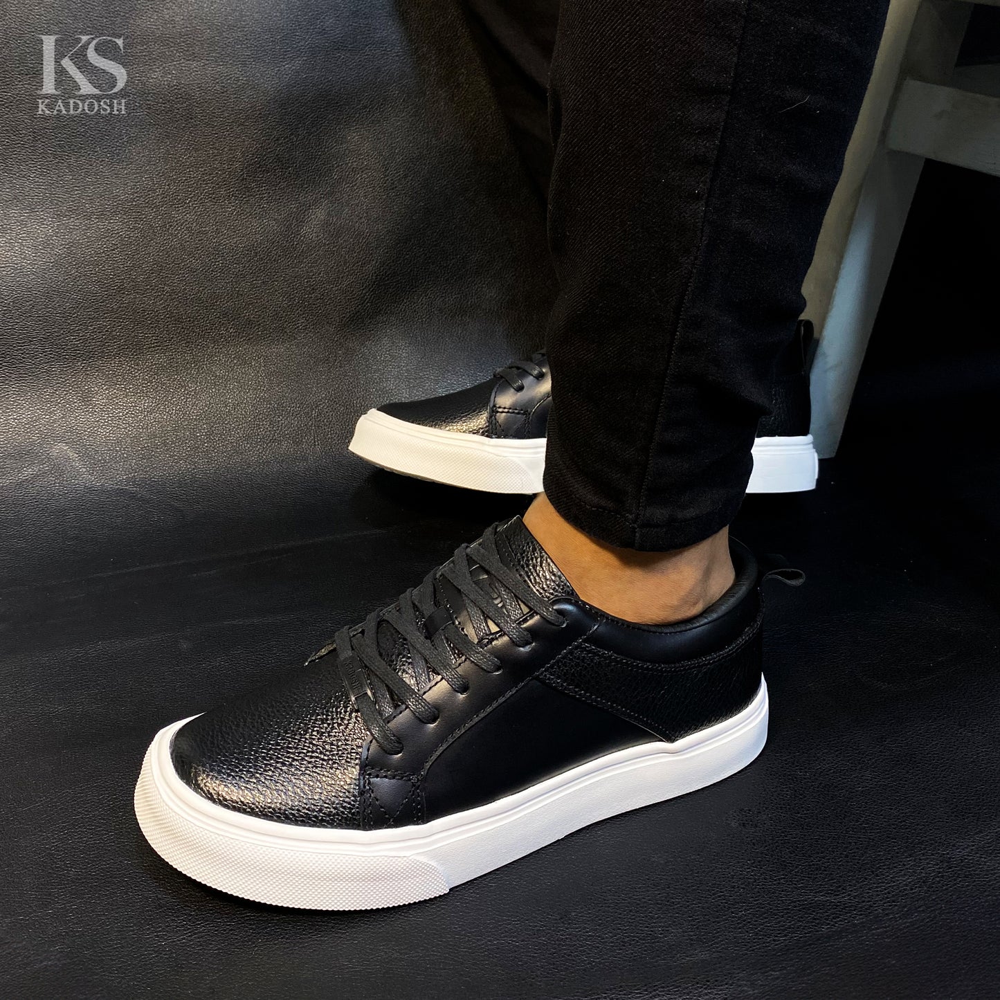 TENIS HOMBRE CUERO TORONTO NEGRO