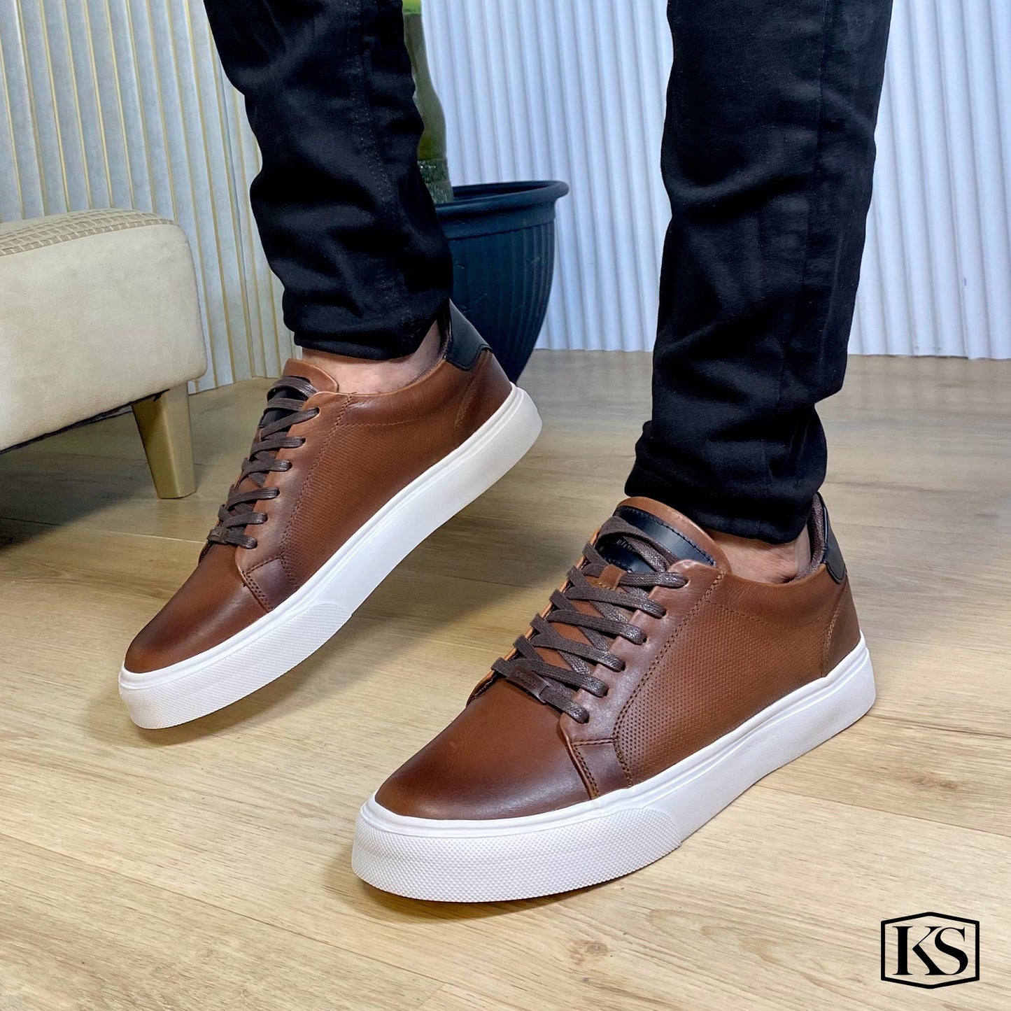Últimas tallas - TENIS HOMBRE CUERO ASPEN CAFÉ