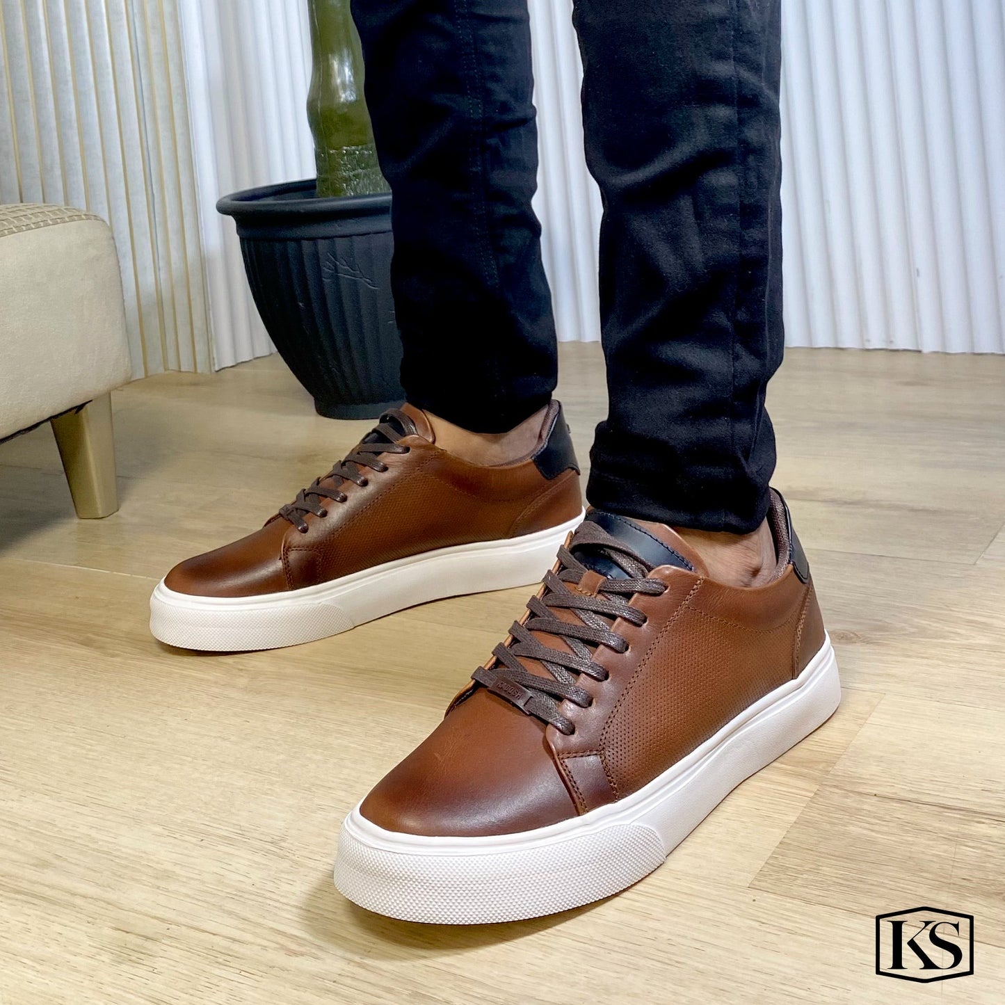 Últimas tallas - TENIS HOMBRE CUERO ASPEN CAFÉ