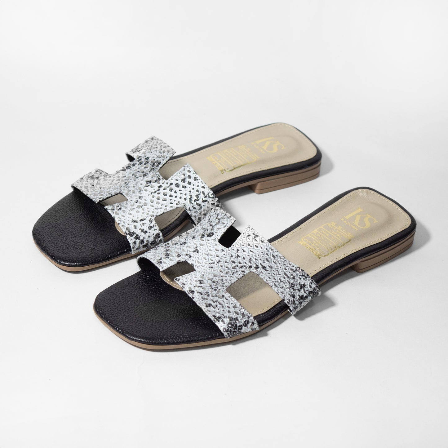 Últimas tallas - SANDALIA MUJER 100% CUERO PRINT NEGRA