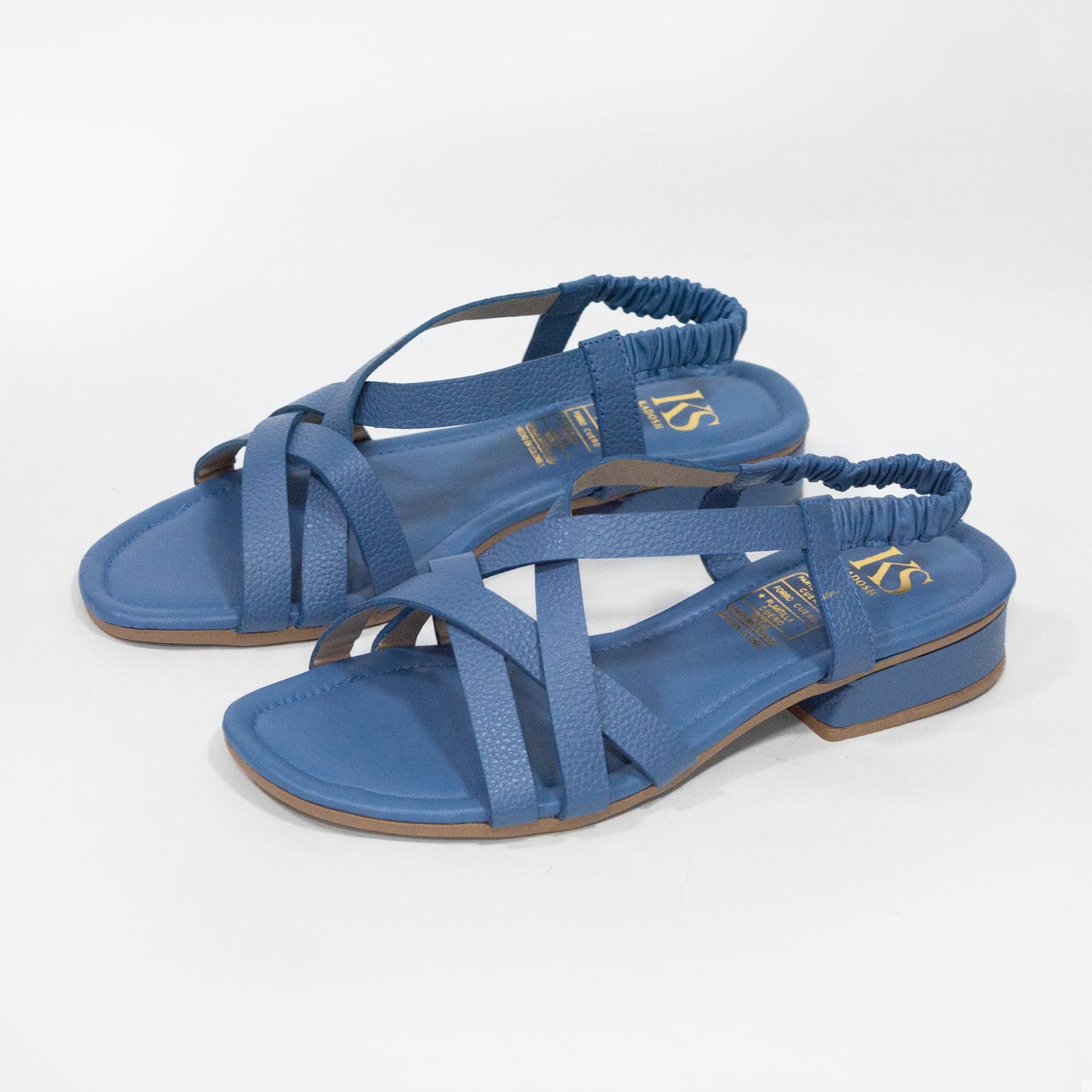 Últimas tallas - SANDALIA MAGNOLIA 100% CUERO CELESTE