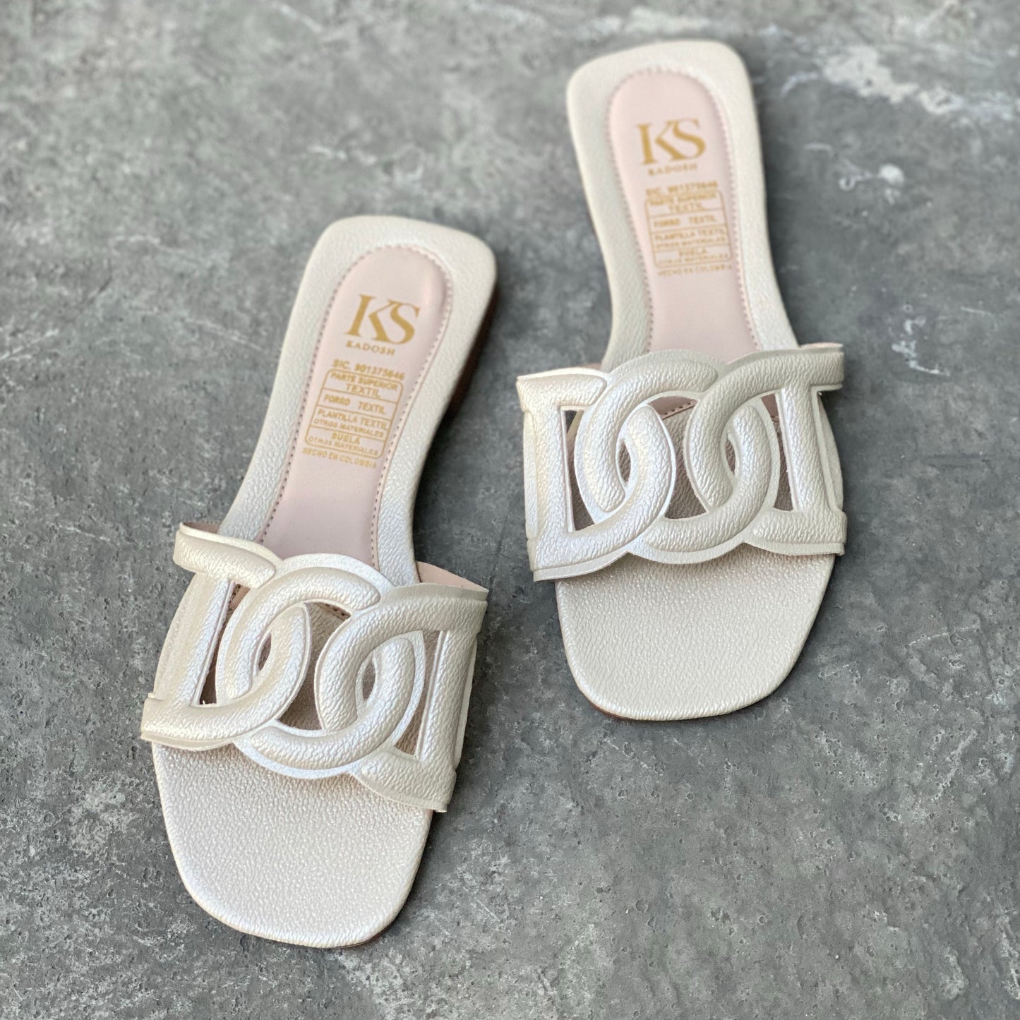 Últimas tallas - SANDALIA MUJER VALENTINA CHAMPAGNE