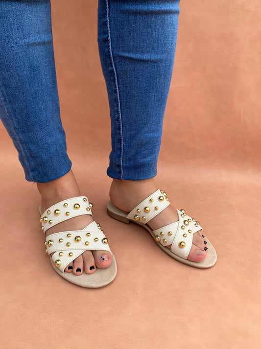 Última talla -SANDALIA MUJER TACHES CREMA