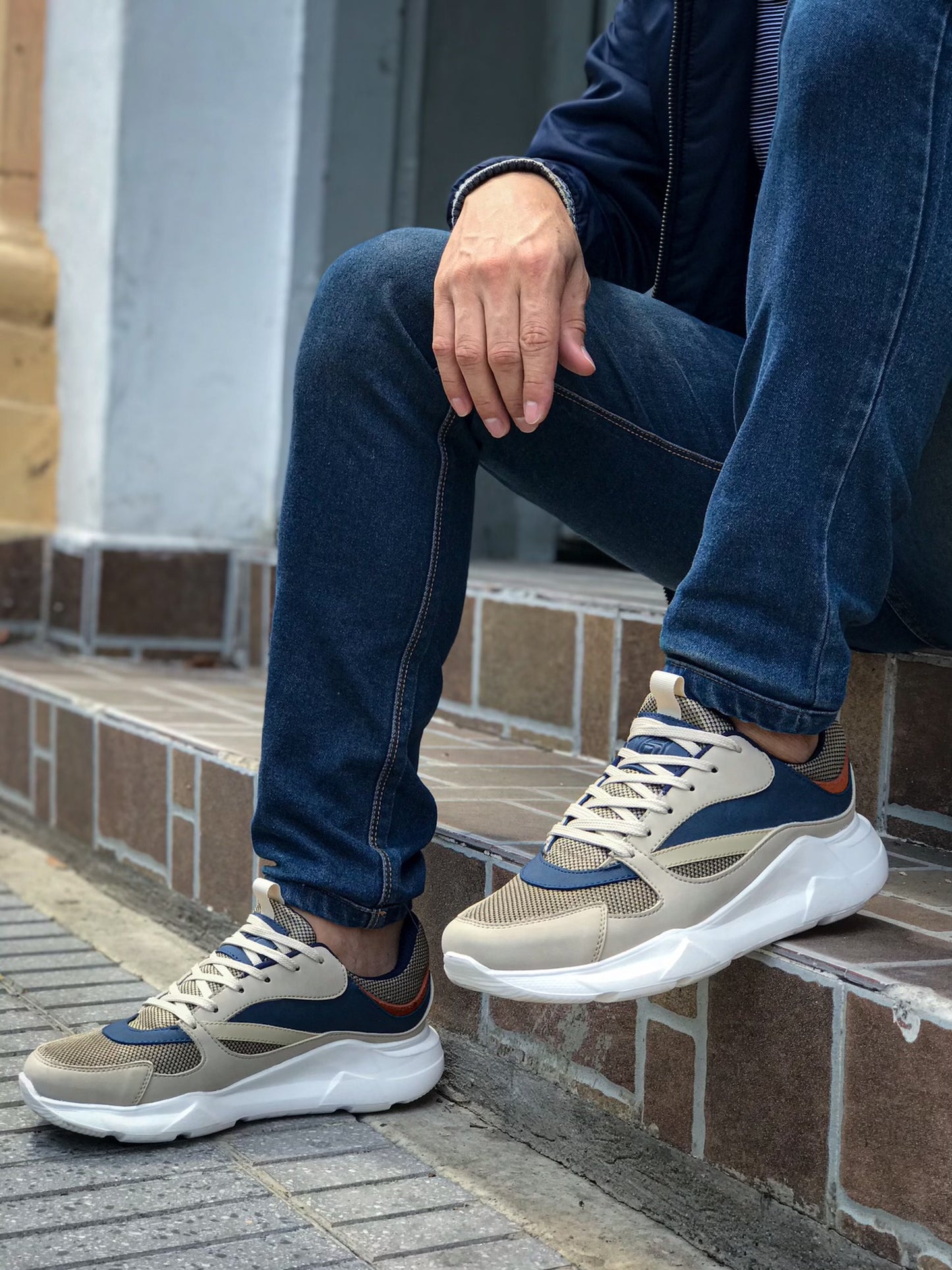 Últimas tallas-TENIS HOMBRE K38 AZUL x BEIGE
