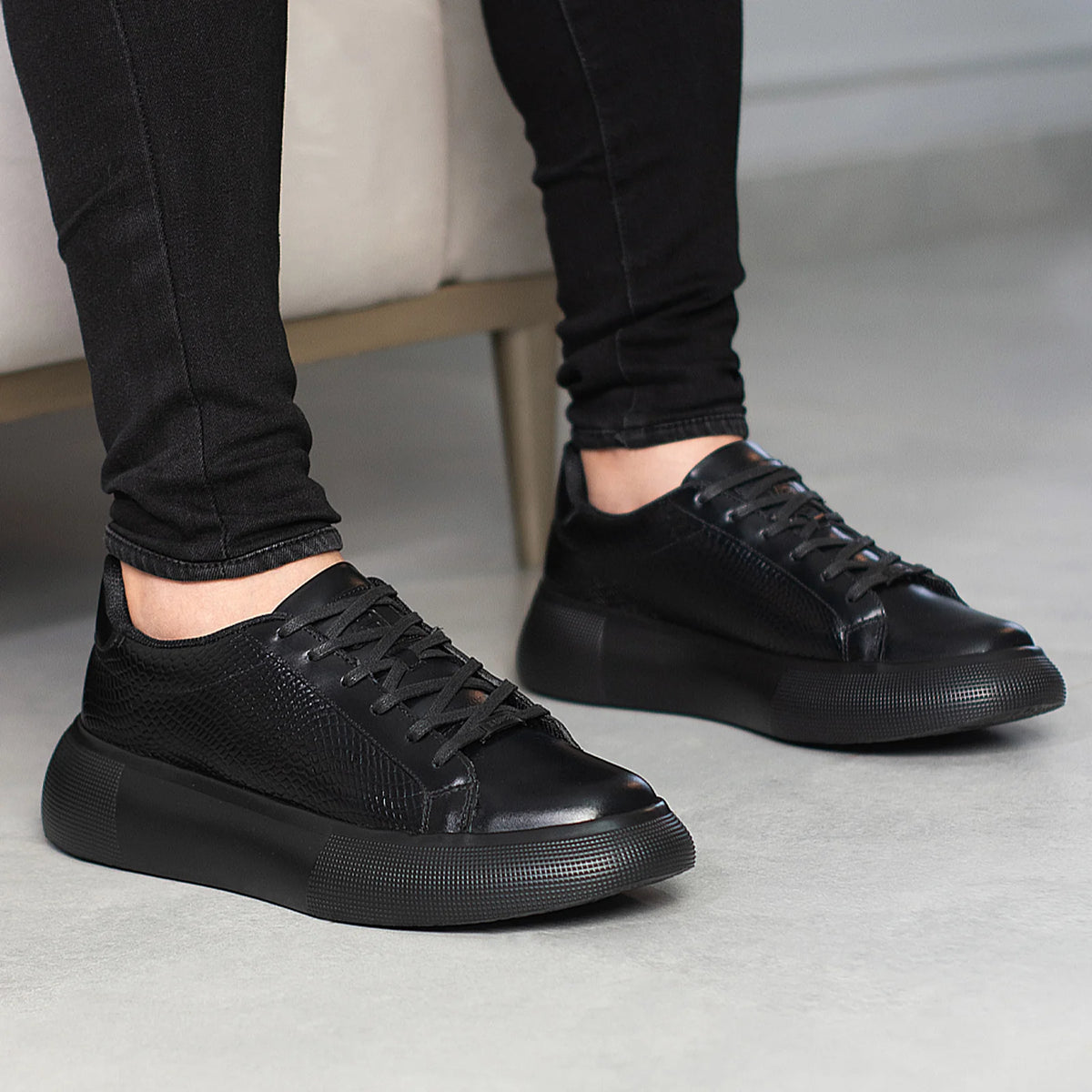 TENIS HOMBRE CUERO CABERNET NEGRO