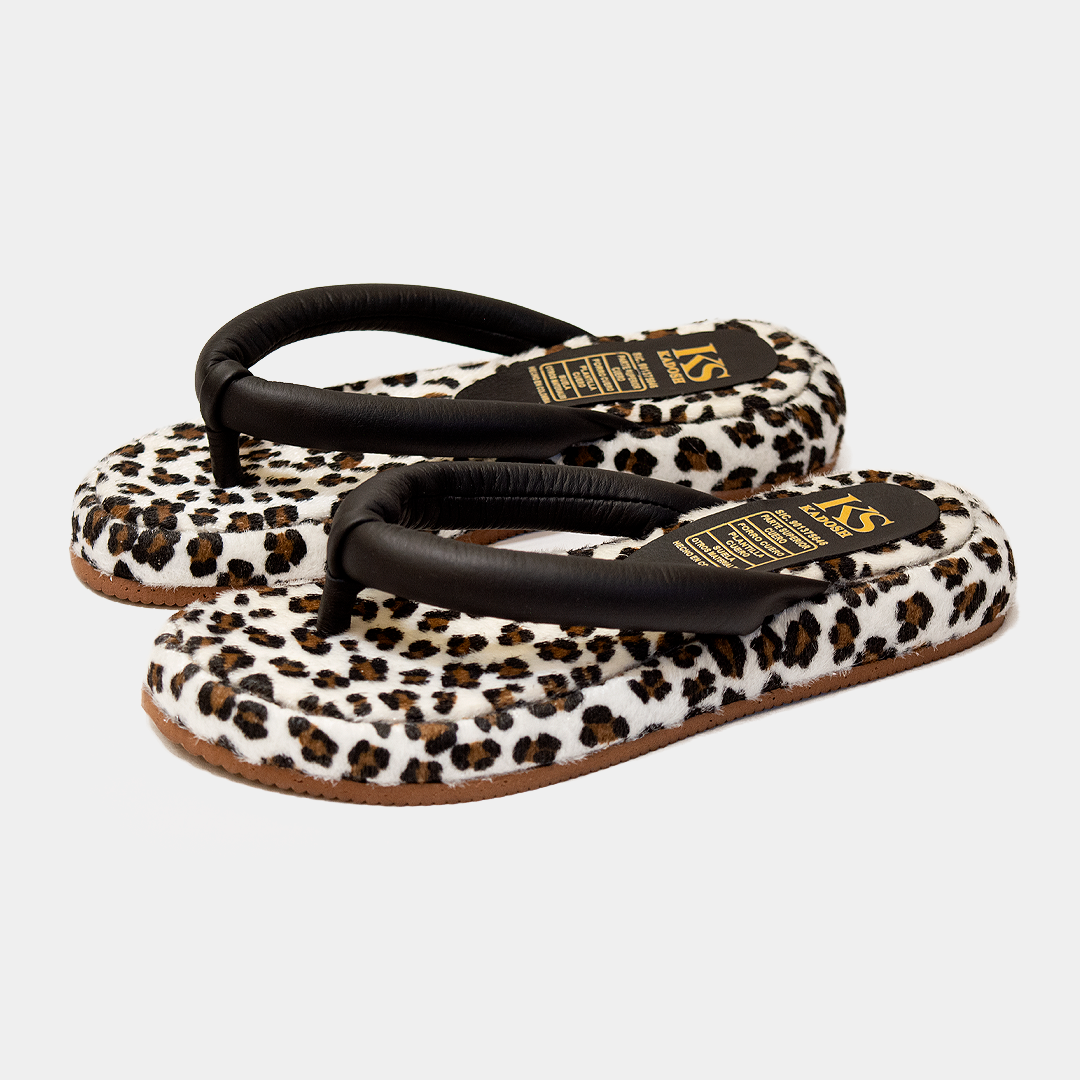 LÍA ANIMAL PRINT CUERO