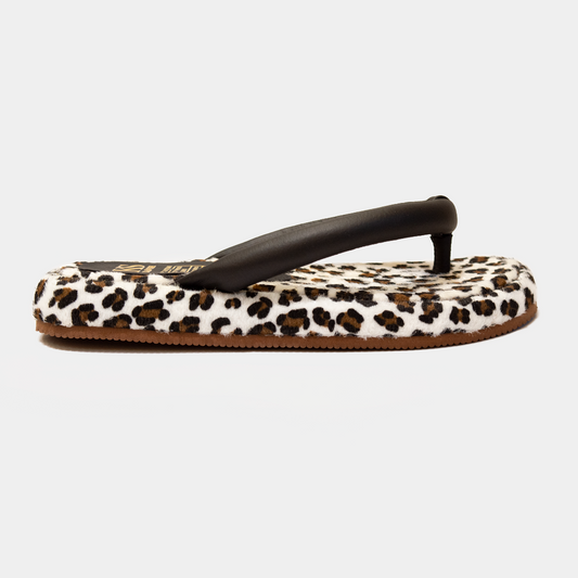 LÍA ANIMAL PRINT CUERO NEGRO