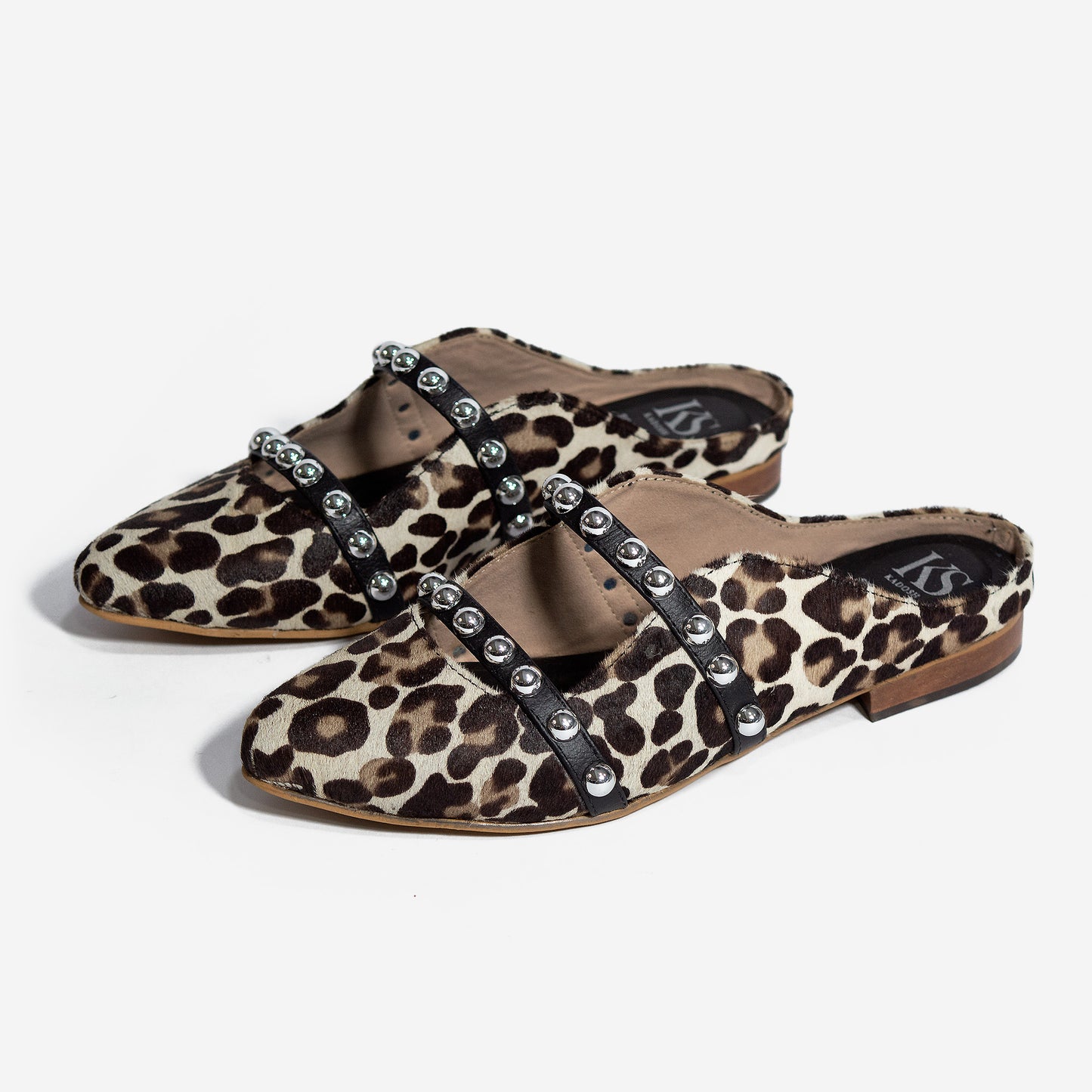 Últimas tallas - ZUECOS AURELIA ANIMAL PRINT 100% CUERO