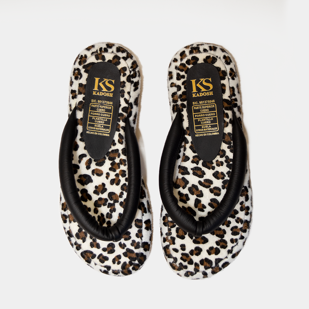 LÍA ANIMAL PRINT CUERO