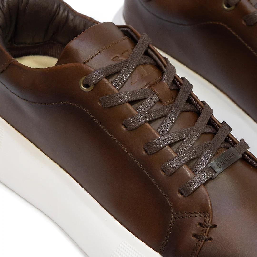 TENIS HOMBRE CUERO KONG CAFÉ