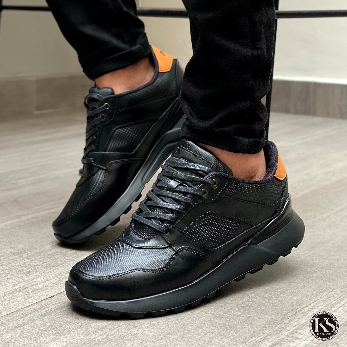 Últimas tallas - TENIS HOMBRE CUERO BOSTON NEGRO