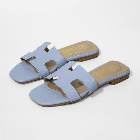 Últimas pares - SANDALIA NATASHA 100% CUERO AZUL PASTEL