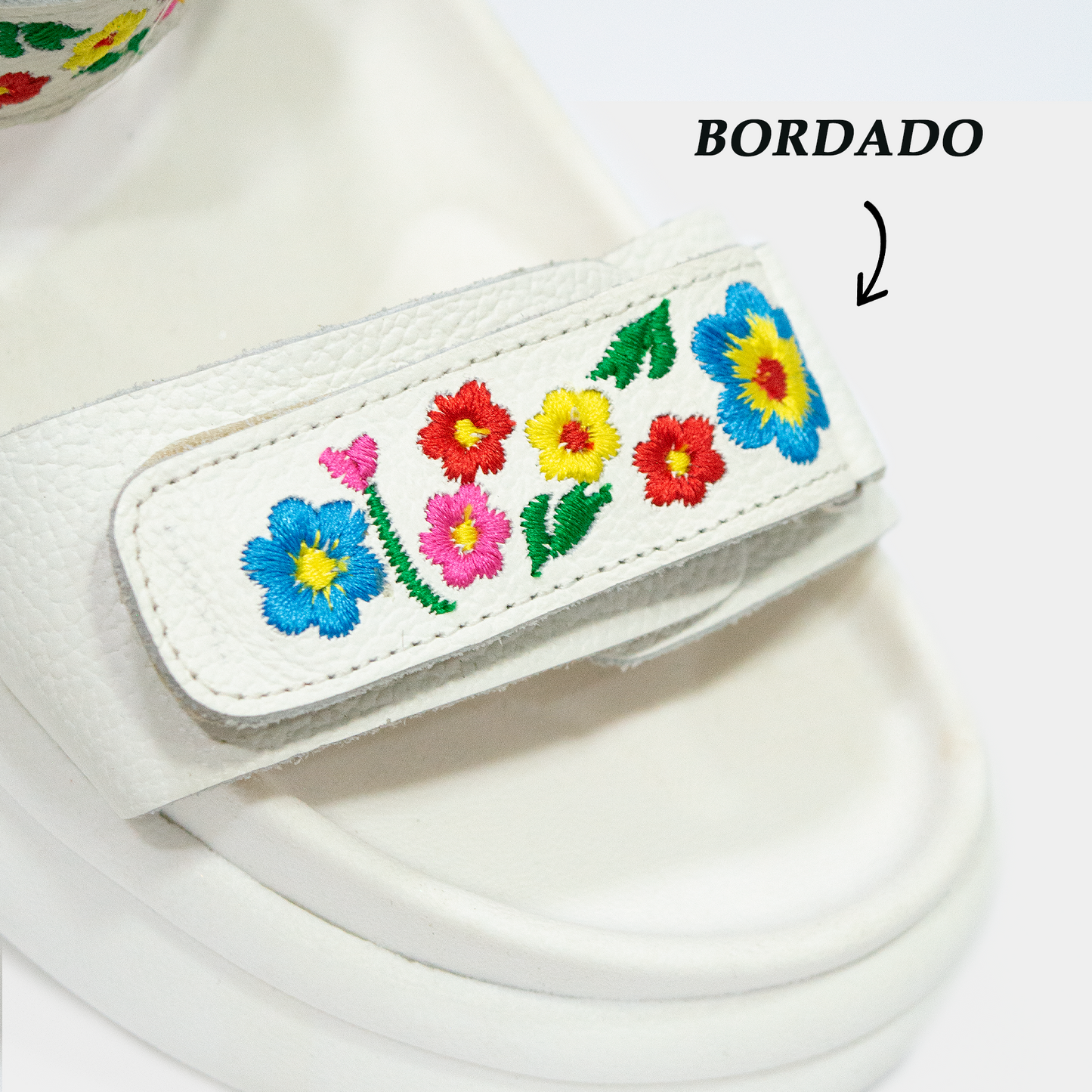 AMELIA BORDADA HUESO 100% CUERO