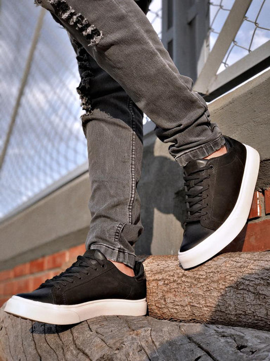 Últimos pares - TENIS HOMBRE CUERO BLACK